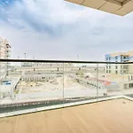Rahaloft Bliss 2Br Withcity View Etihadairwayscentre